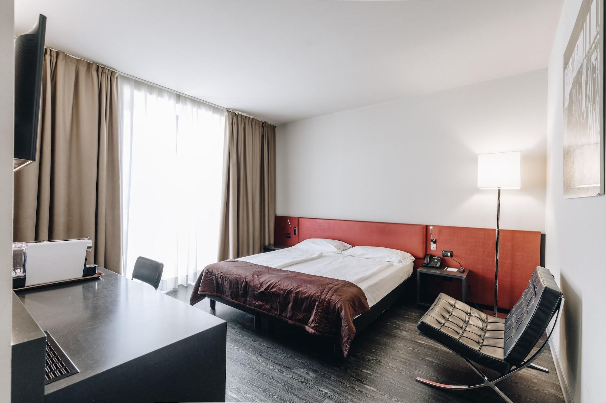 Hotel Continental Cremona Eksteriør bilde