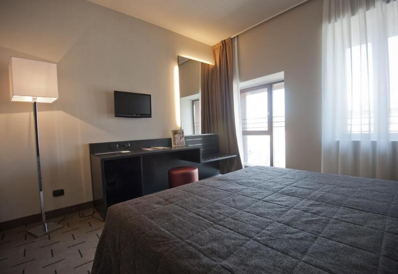 Hotel Continental Cremona Eksteriør bilde